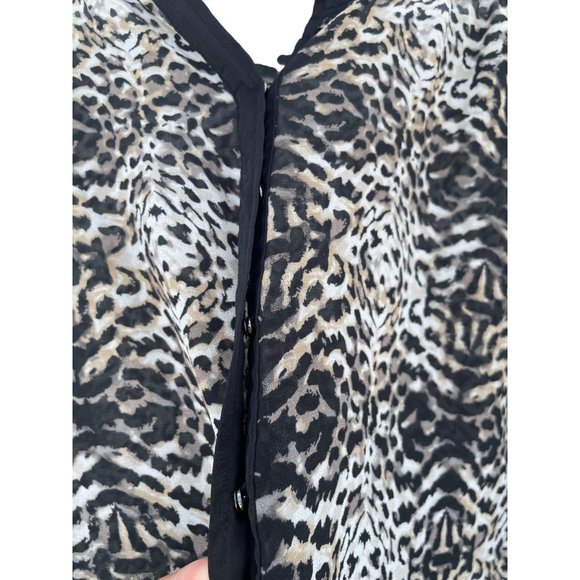 A.N.A Women's petite XL Ana Animal Print flowy Top - Picture 4 of 9